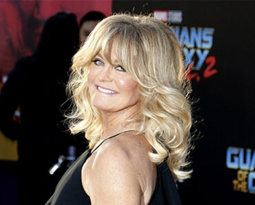 Goldie Hawn, 78, vacation pictures in swimsuit spark comments